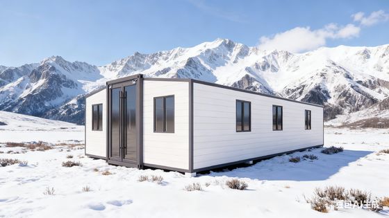 購入 40ft Expandable Container Home with Bamboo Plywood 18mm Thick Floor 72 Square Meters Floor Area for 3-6 People Accommodation オンライン製造