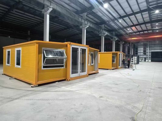 プリインストール 配管システム 拡張可能なコンテナハウス ポリウレタン泡断熱と鋼鉄のセキュリティドア