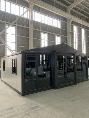 完全にガルバン化されたサイドフレーム 折りたたむ20フィートコンテナ 寿命30-40年 湿乾分離浴室